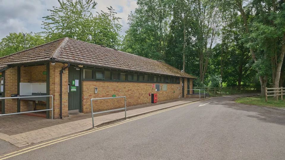 Toilet and washroom block
