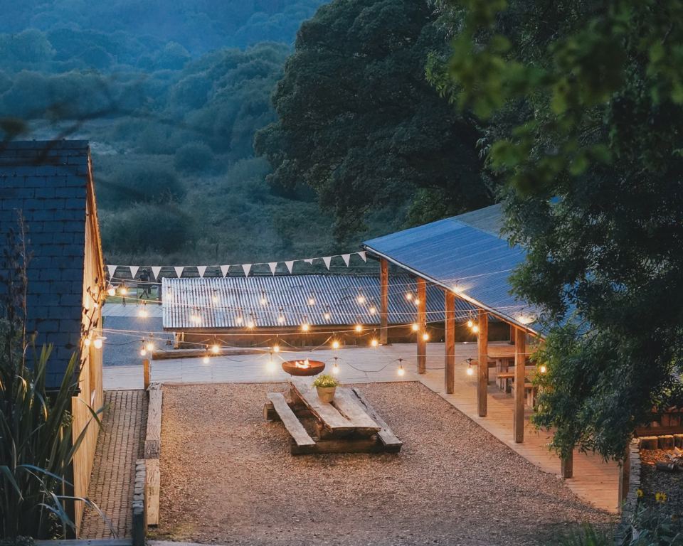 Courtyard with lights and picnic bench