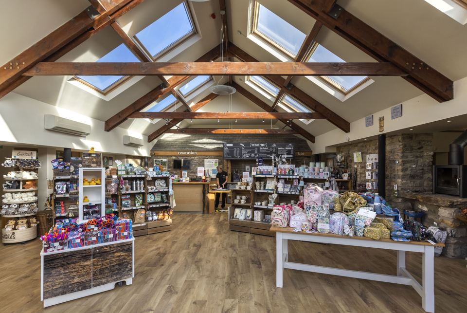 Shop and reception