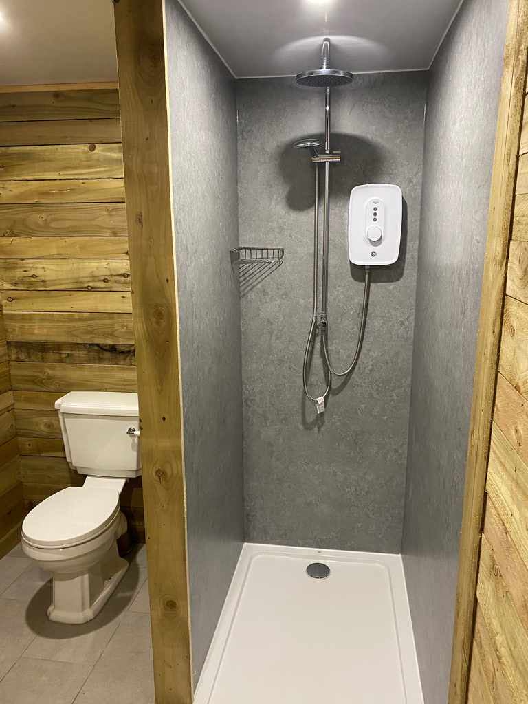 Shower cubicle