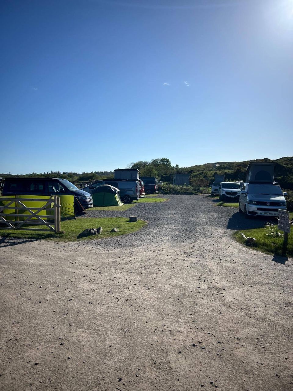 Gravel van bays