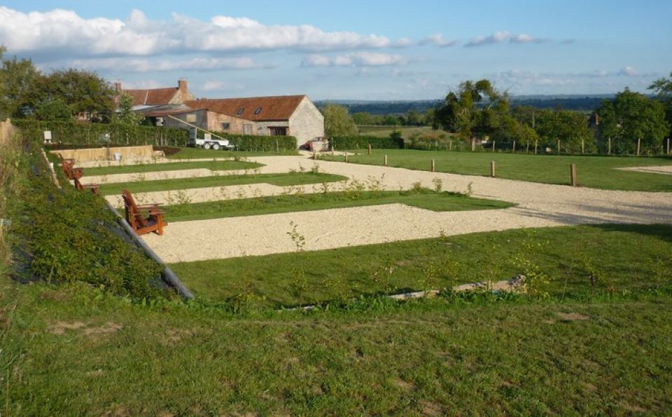 Gravel touring pitches
