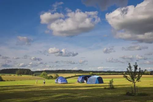 Tents on the vehicle-free field