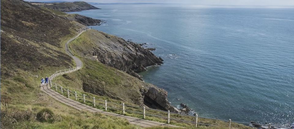 Coast path above the sea