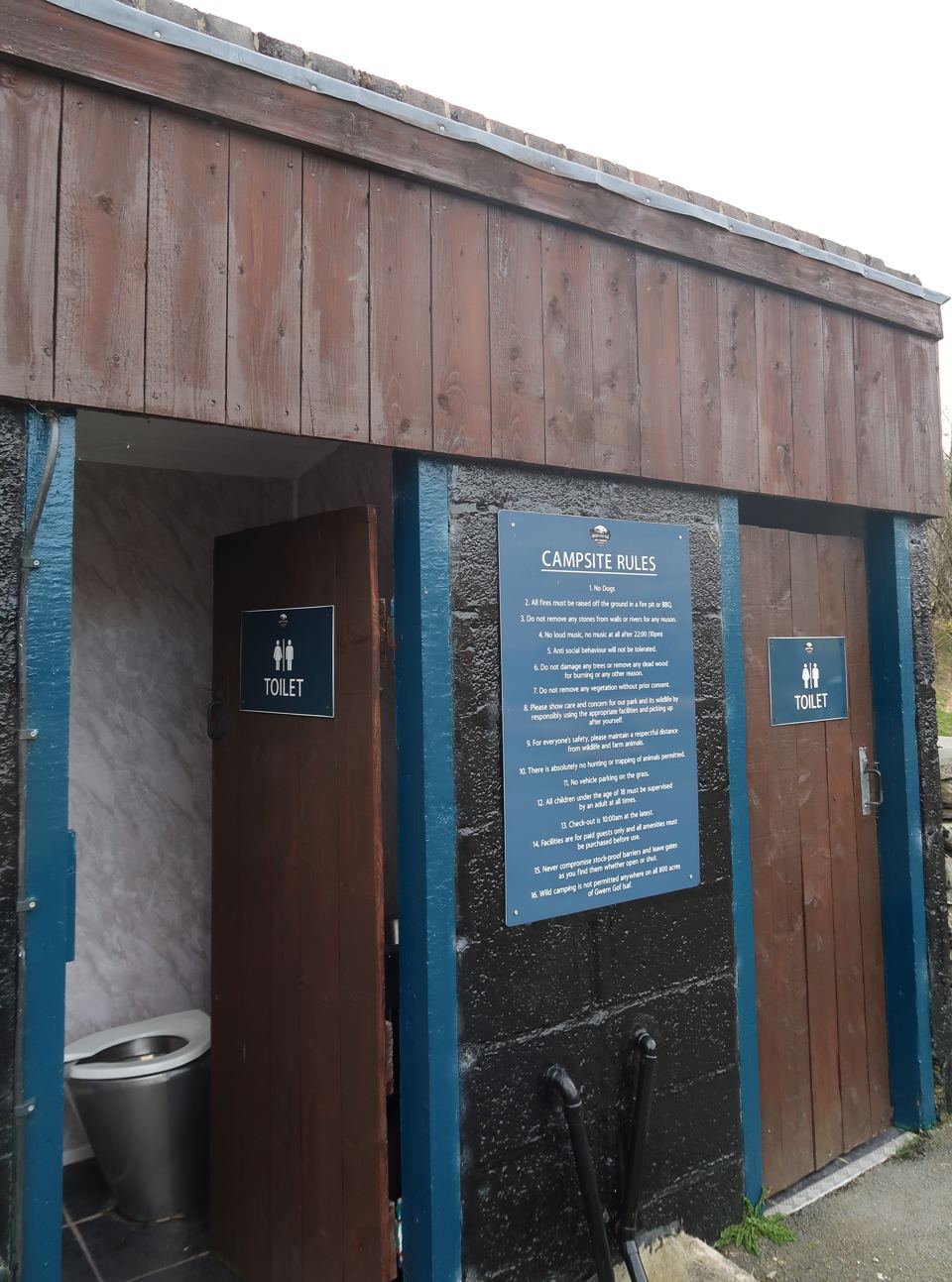 Toilet and shower building