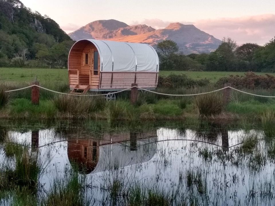 Wagon on the scrape at dusk