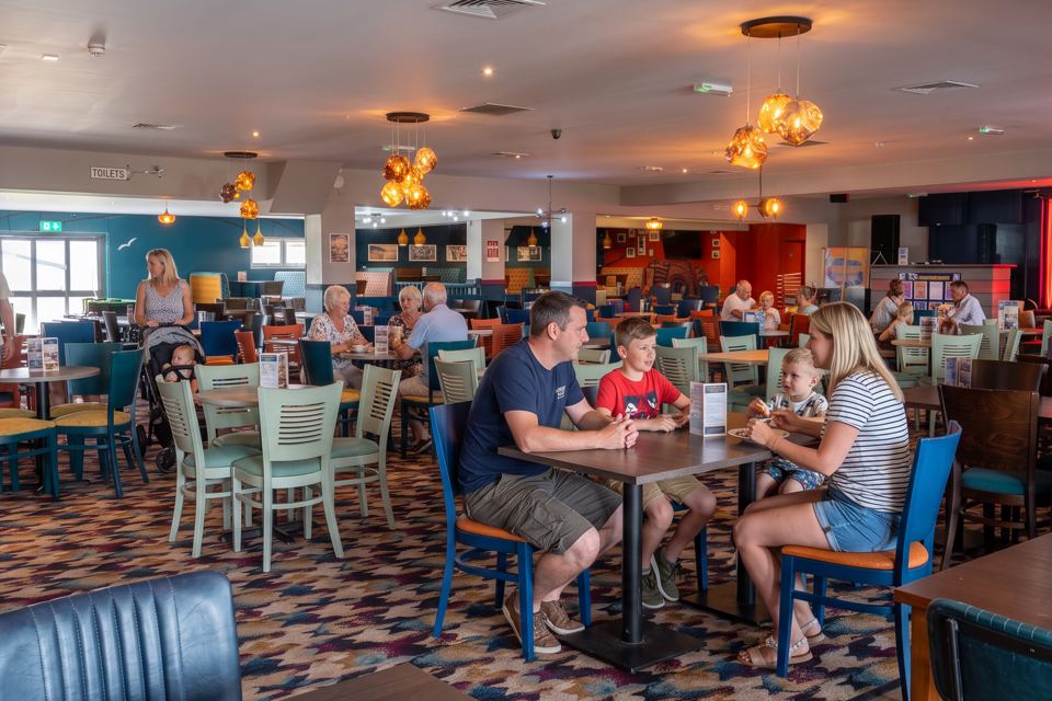 Restaurant seating