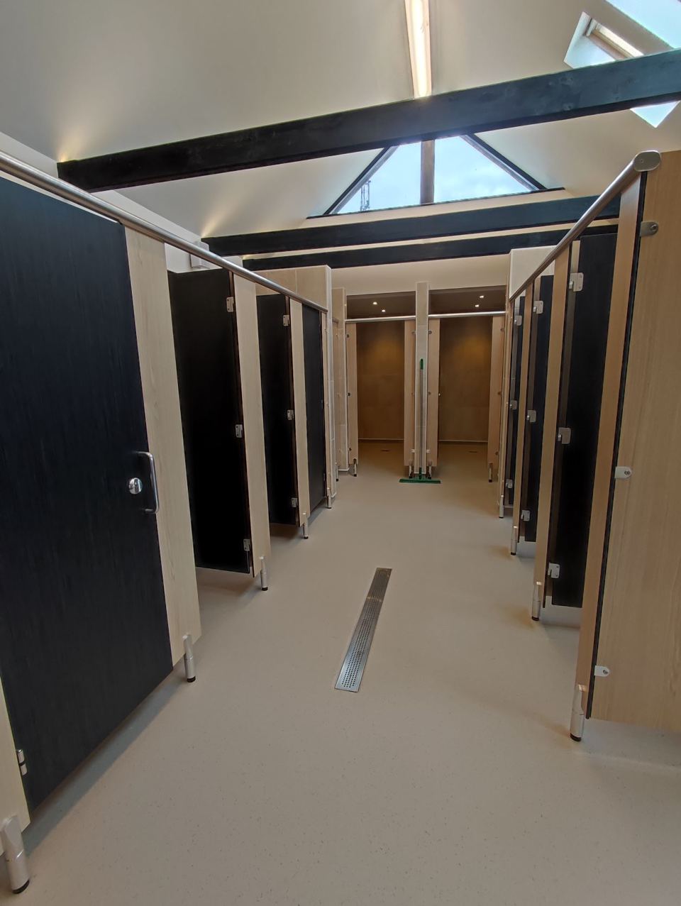 Washroom cubicles