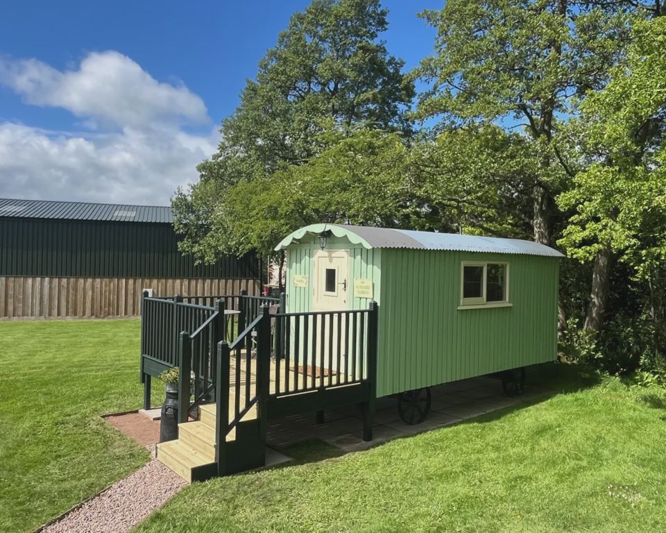 Noddfa shepherd's hut