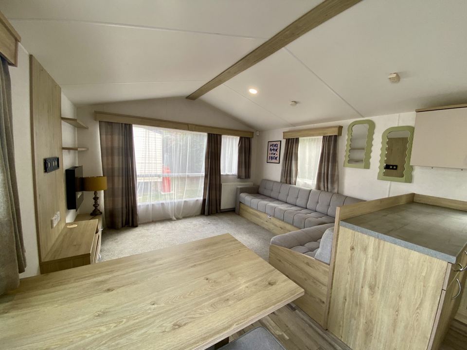 Caravan lounge