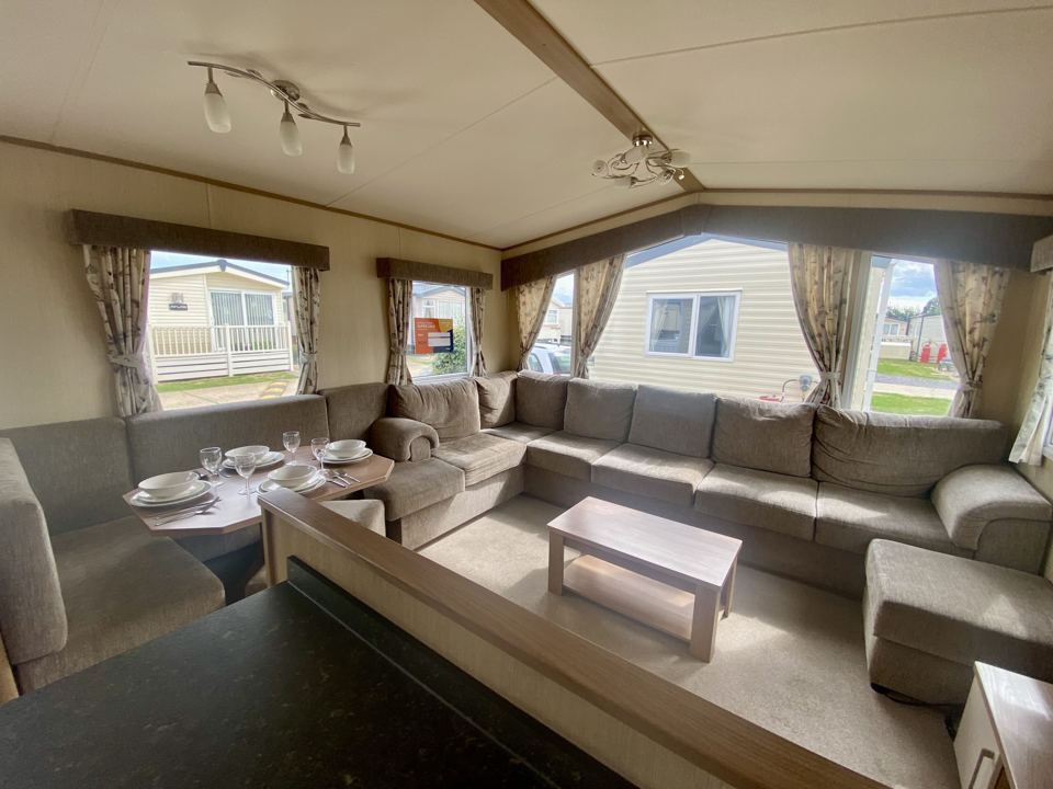 Caravan lounge