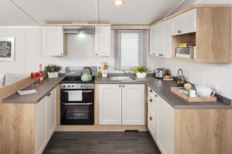 Fitted kitchen