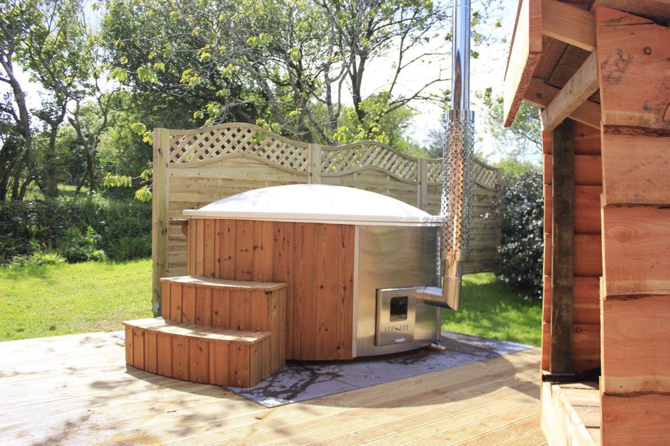 Hot tub on the lodge patio