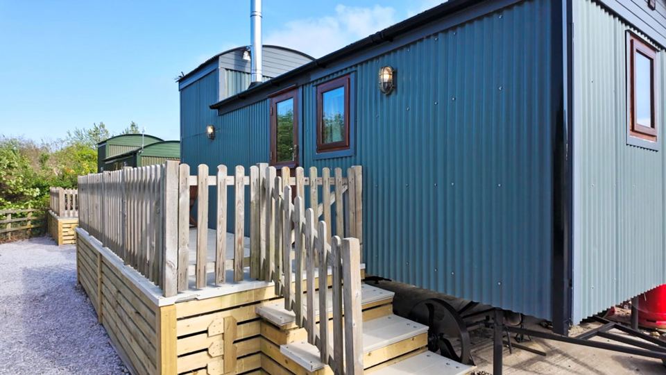 Shepherd hut with deck