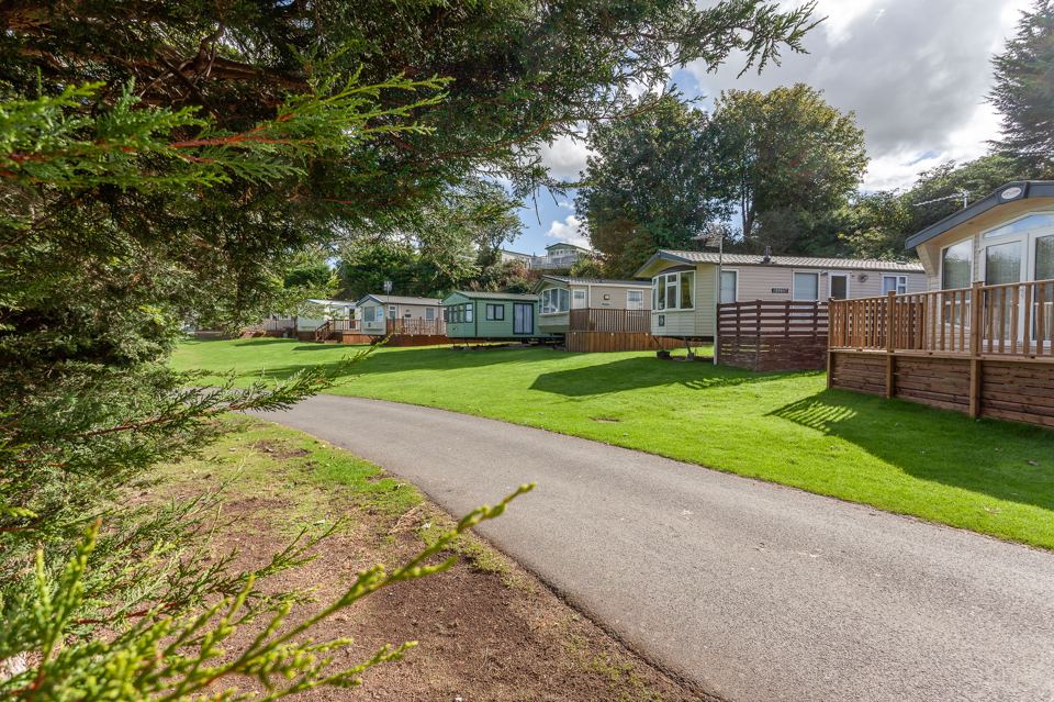 Holiday homes along the drive