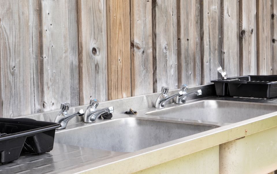 Washing-up sinks