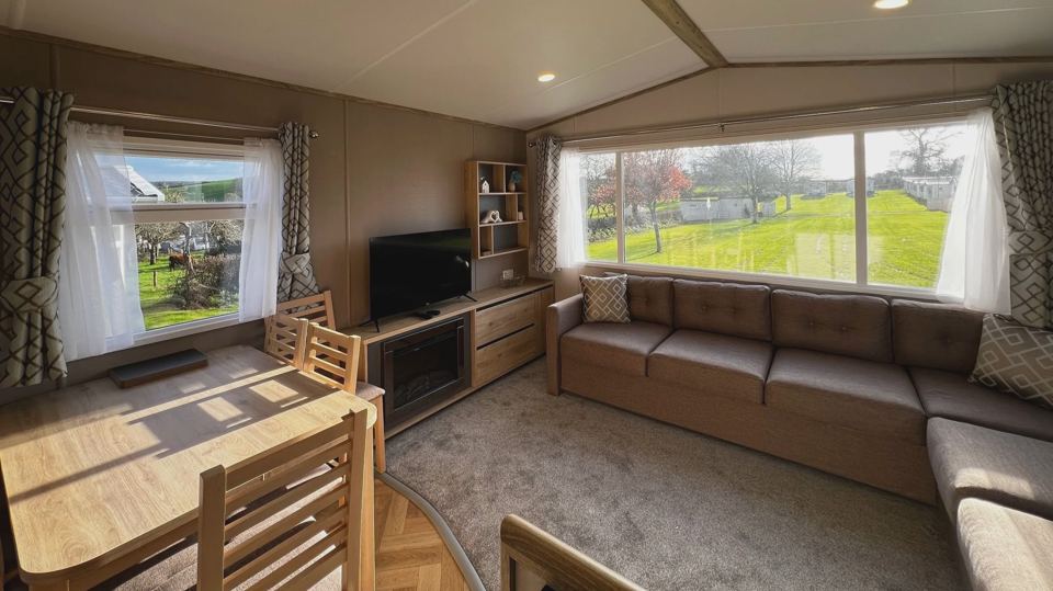 Caravan lounge with corner sofa