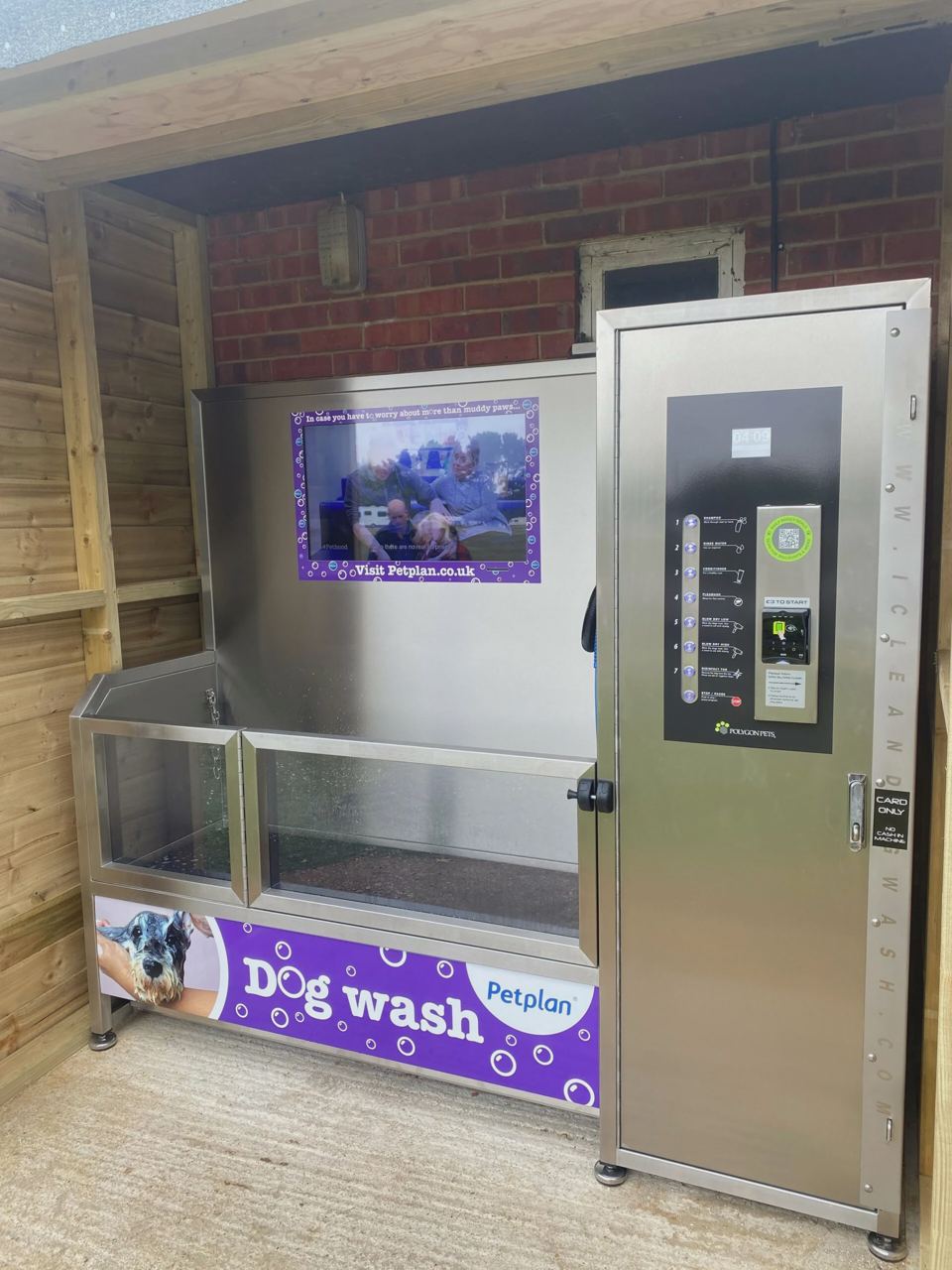 Self-service dog wash