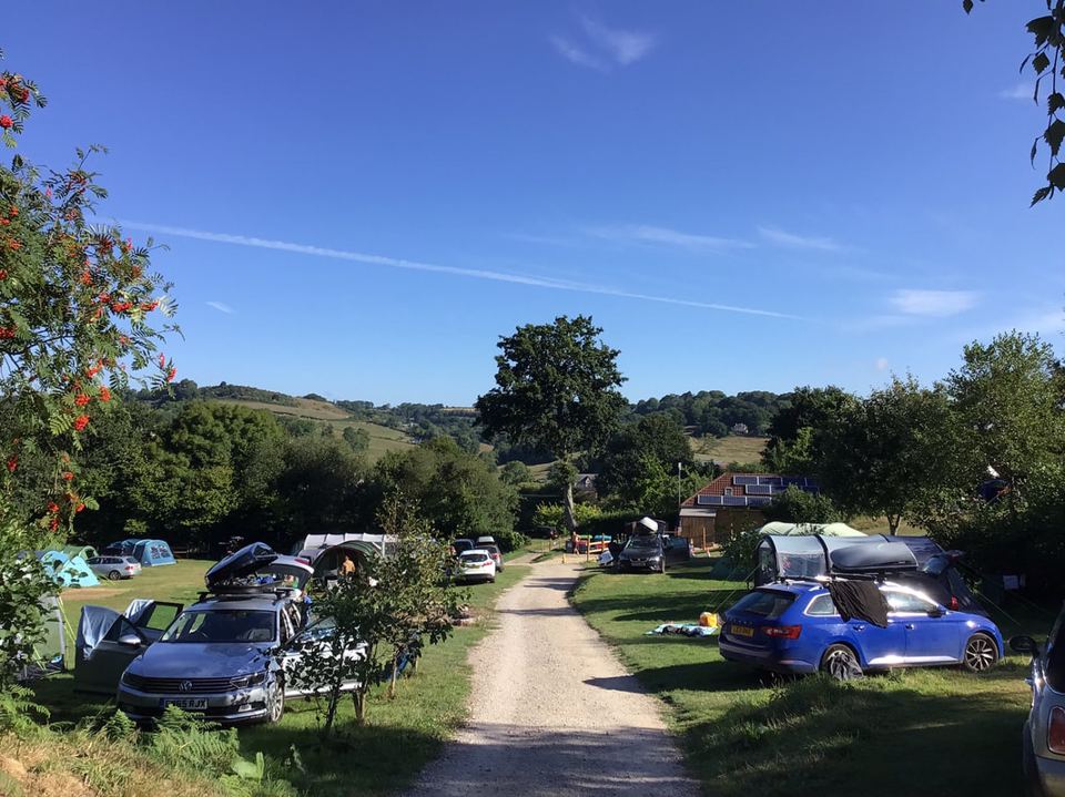 Cars and tents on the pitches