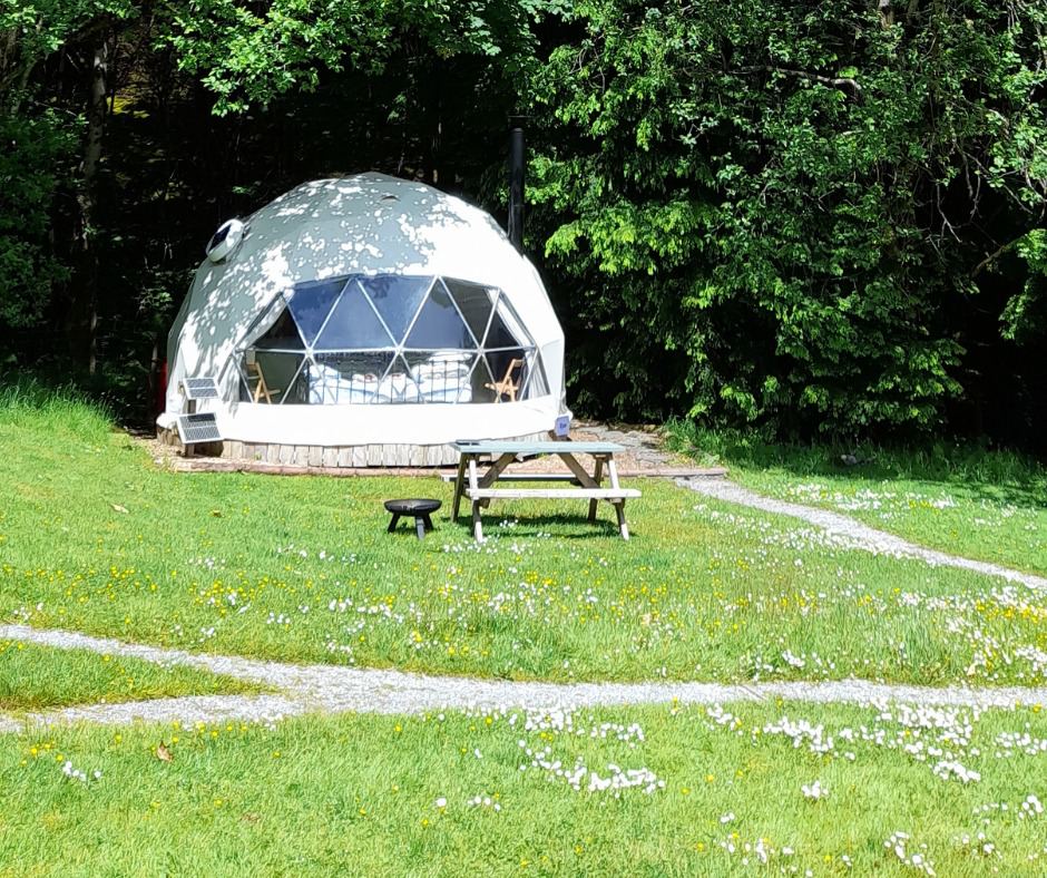 Geodome with picnic table