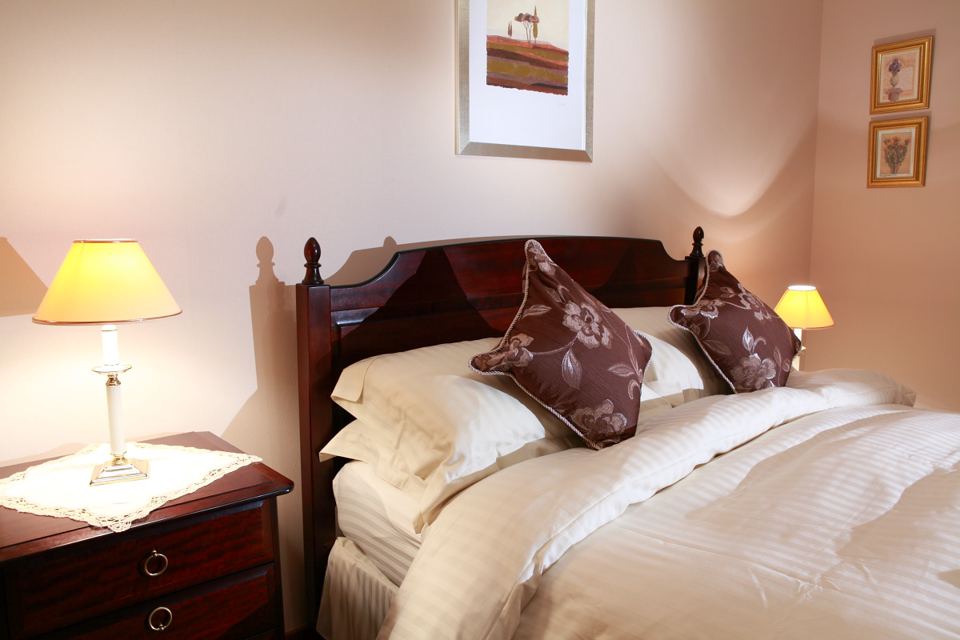 Bedroom with double bed