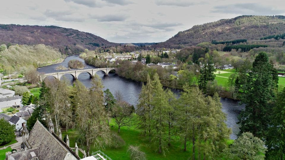 Dunkeld bridge over the Tay