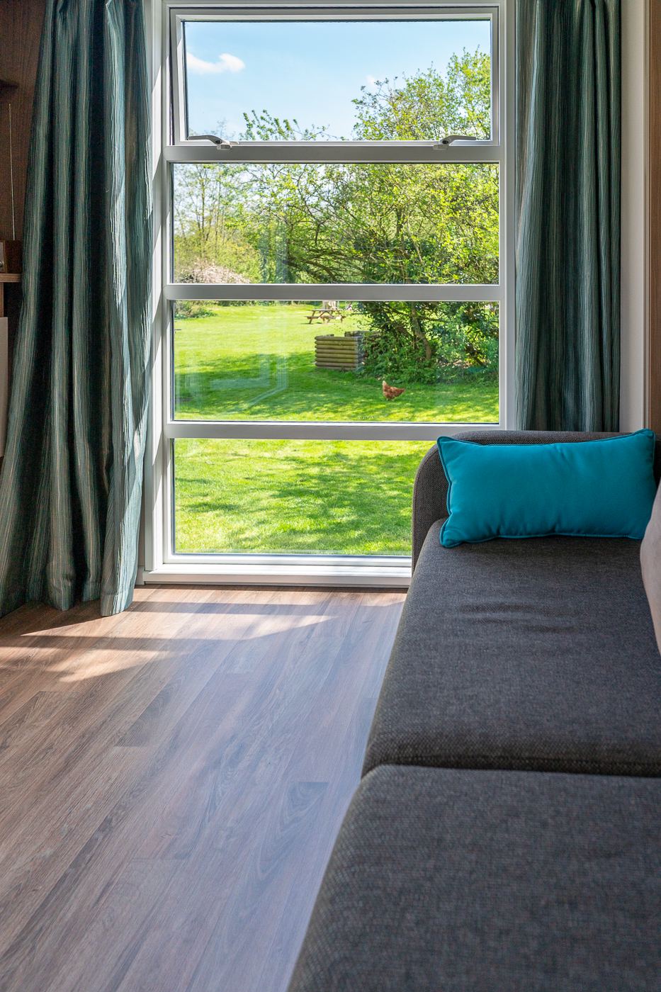 Pod window seat