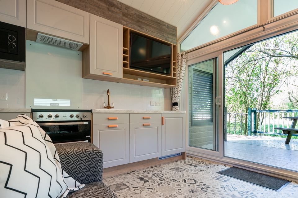 Pod kitchen and lounge