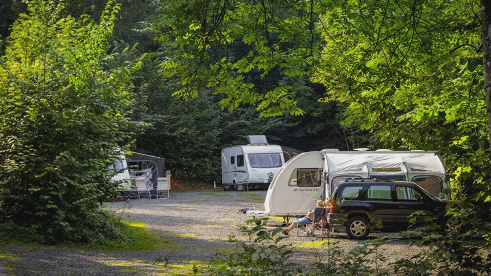 Caravan and car on the pitch