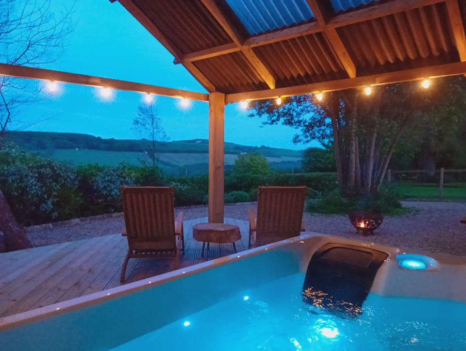 Hot tub with valley view
