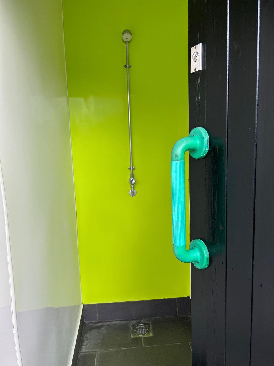 Shower cubicle