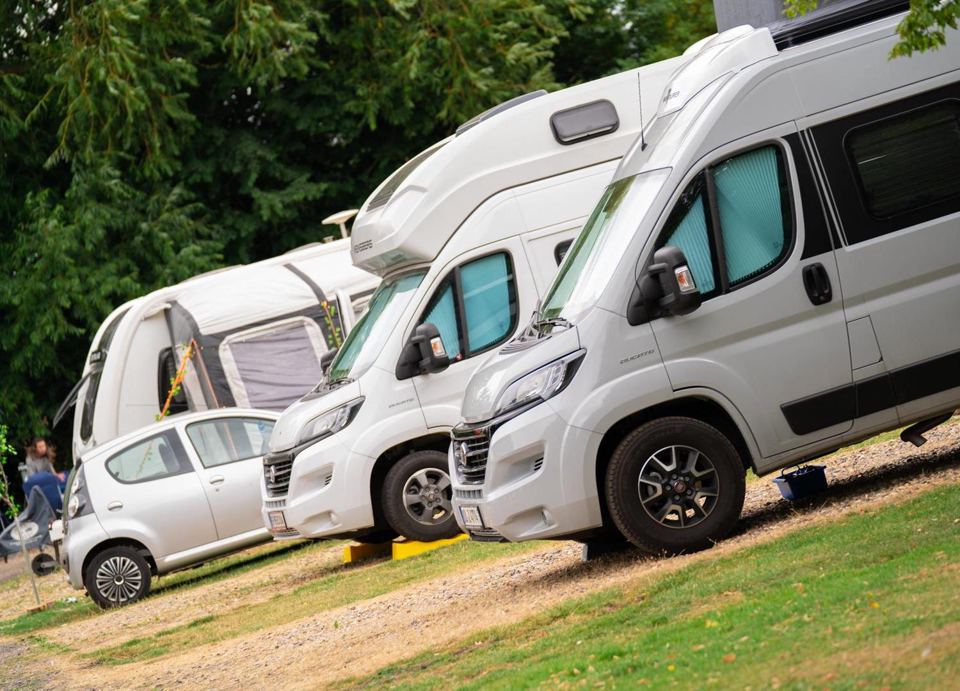 Motorhomes on sloping pitches