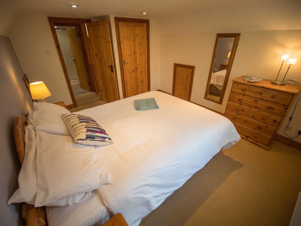 Bedroom with double bed