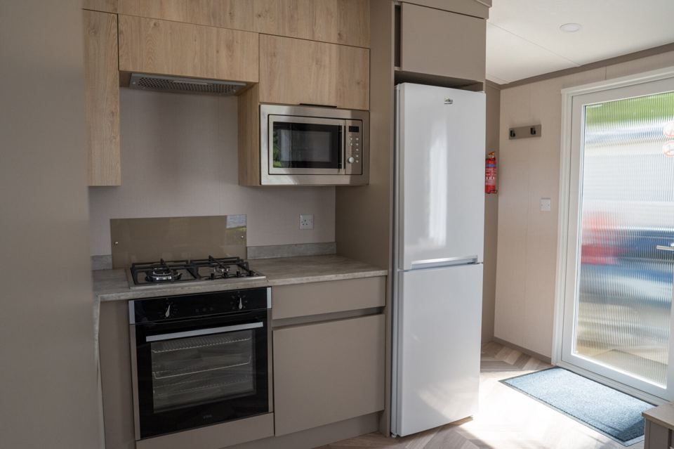 Fitted kitchen