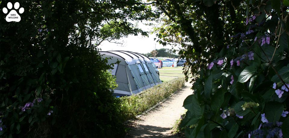 Path through to the camping field