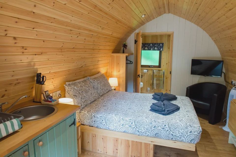 Double bed inside a lodge