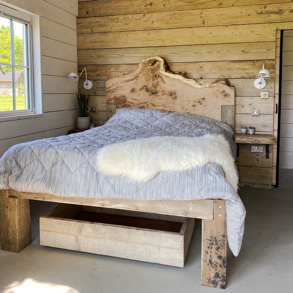 Cabin bedroom