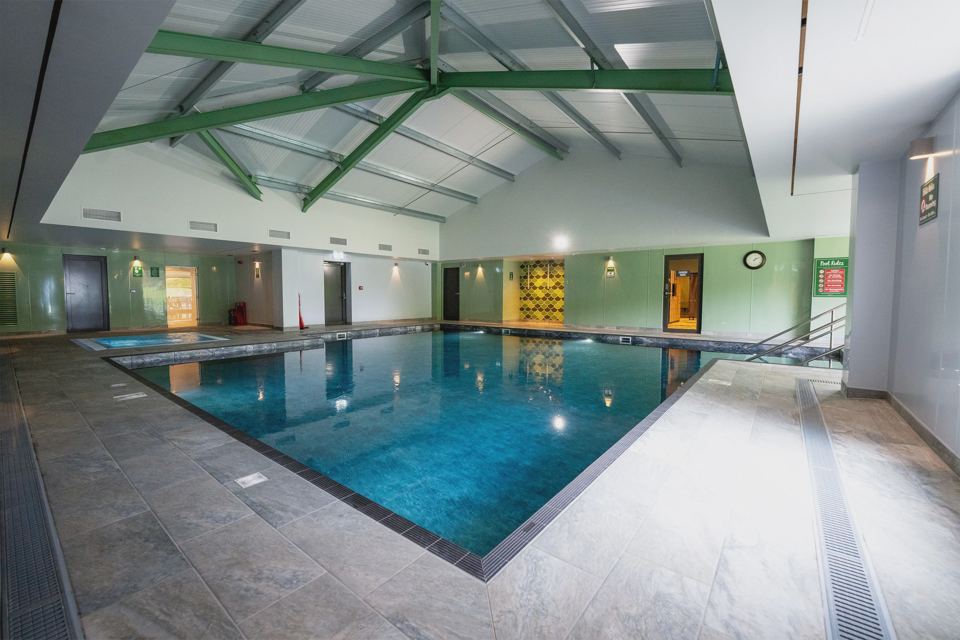 Indoor swimming pool