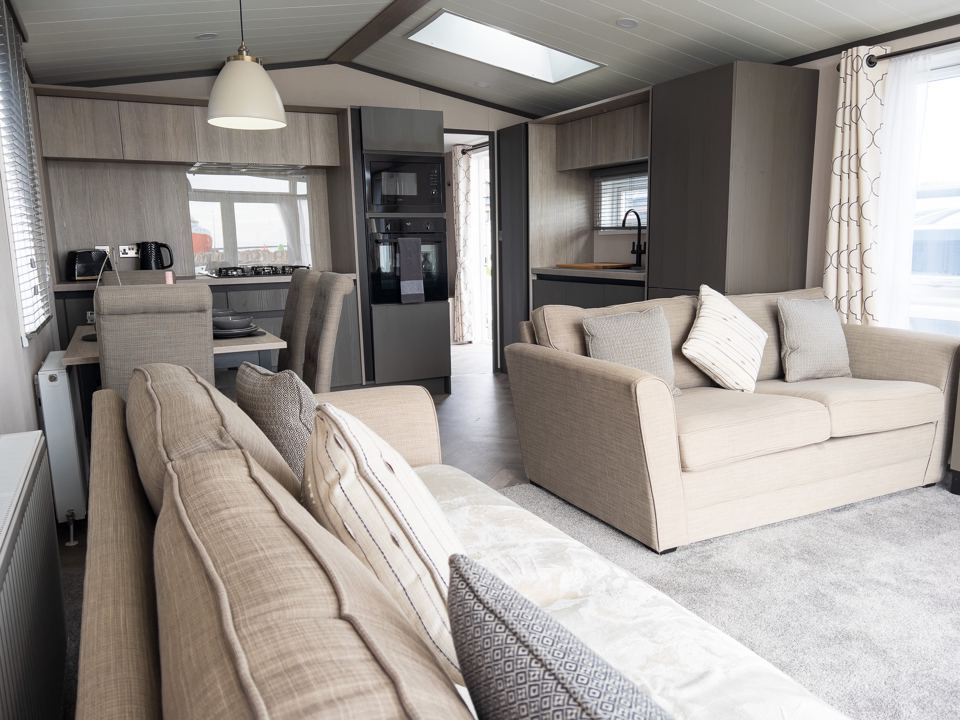 Lodge lounge and kitchen