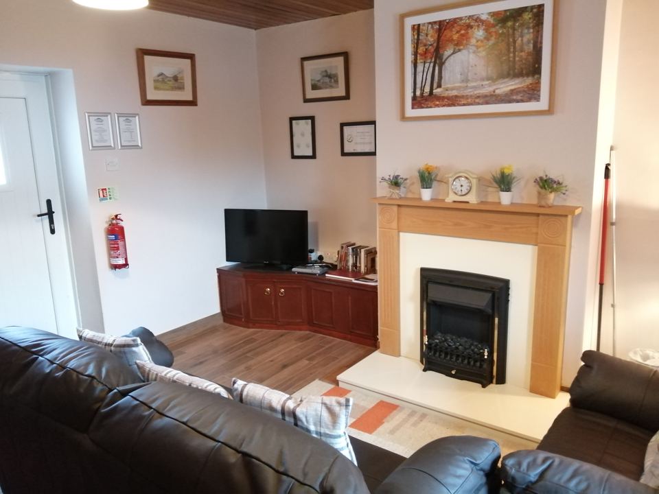 Lounge in the Wee House