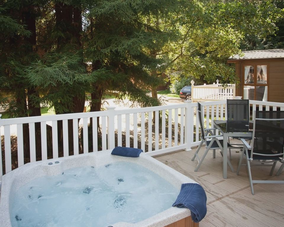 Hot tub on the deck