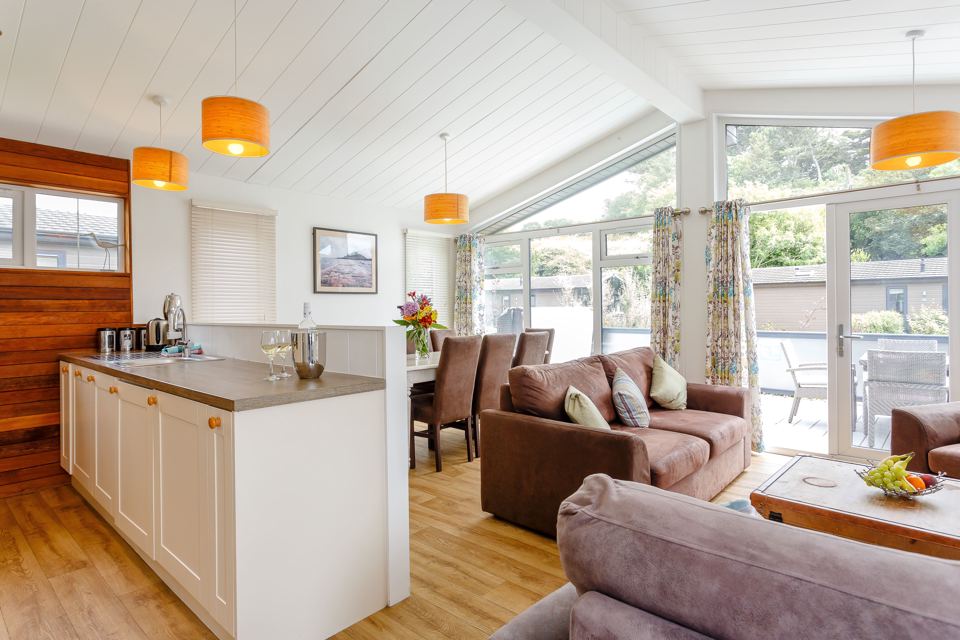 Open-plan kitchen and lounge