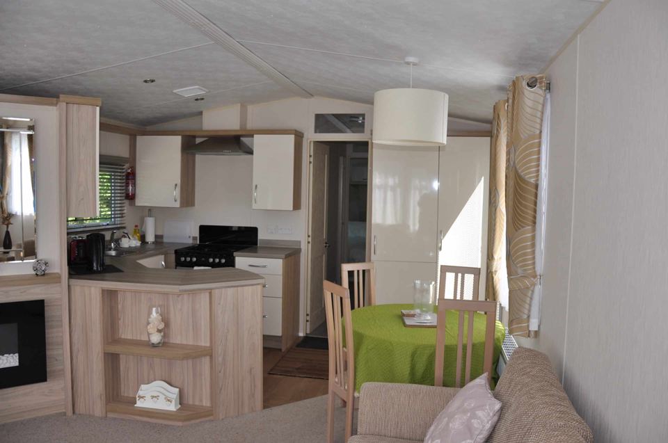 Static caravan kitchen and dining area