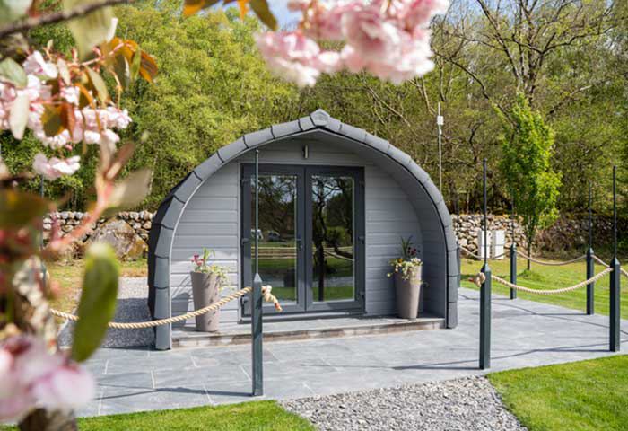 Glamping pod with slate patio