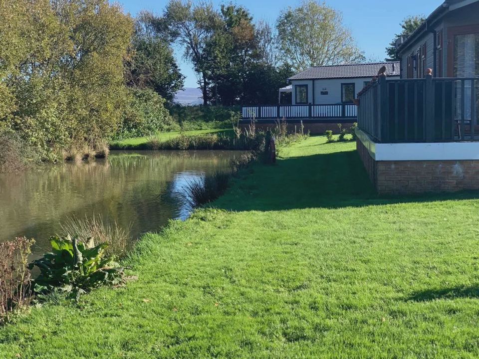 Lodge on the lakeside