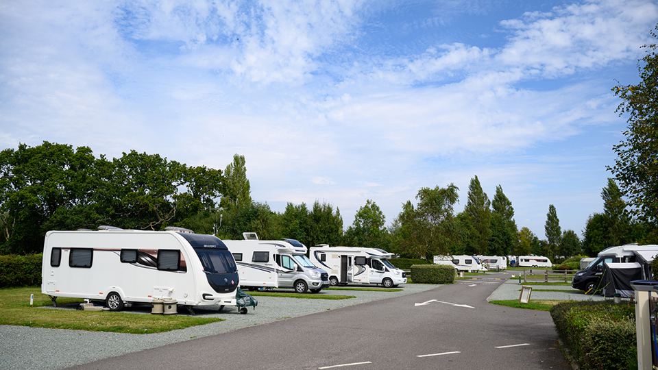 Touring pitches along the roadway
