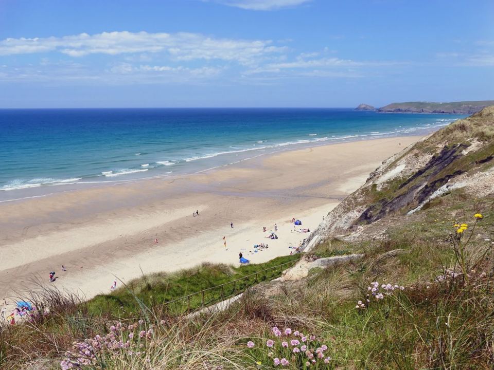 Sandy beach below the dunes