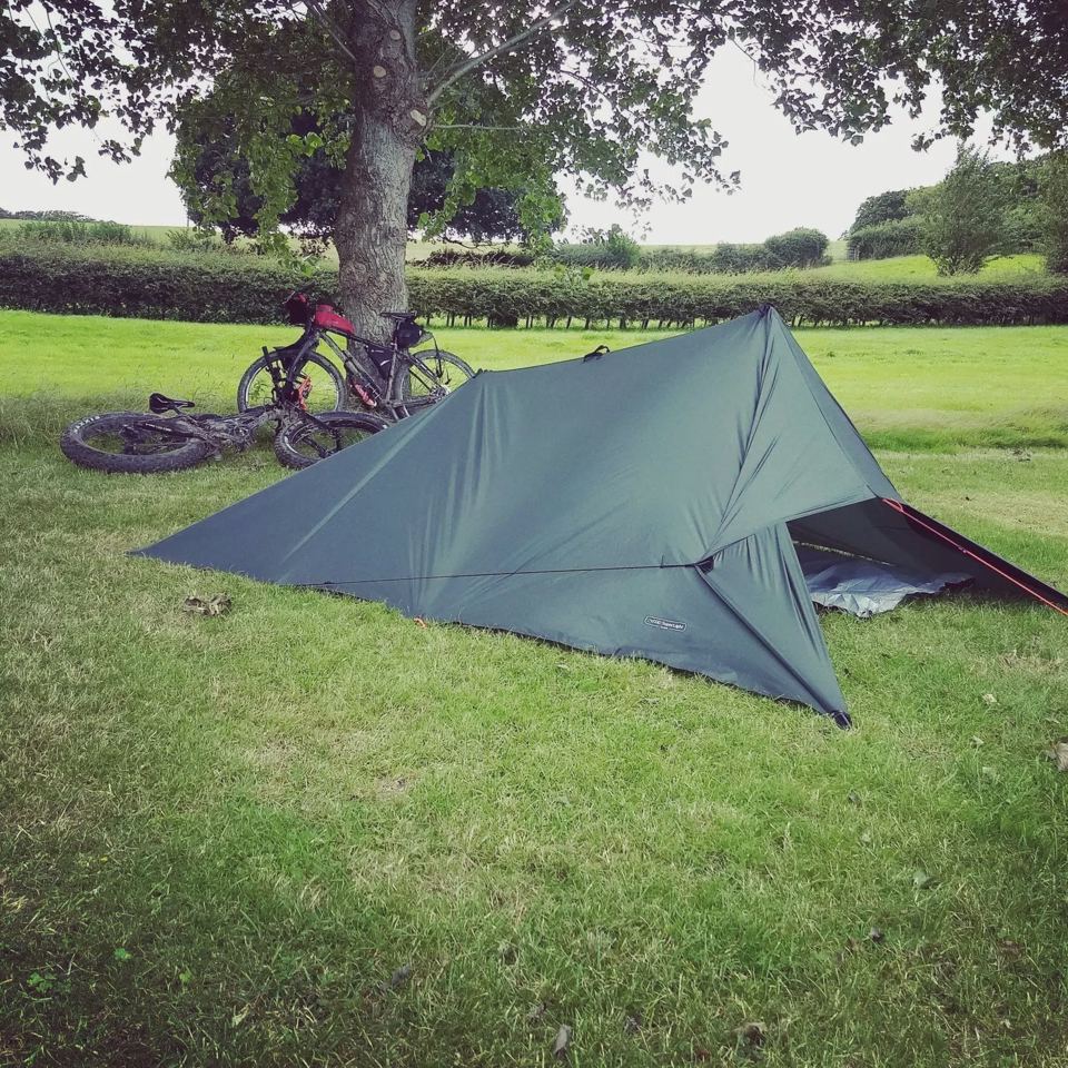 Small hiker's tent and bikes