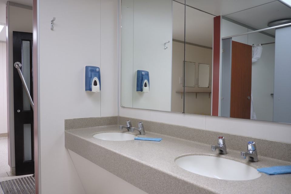 Washroom basins