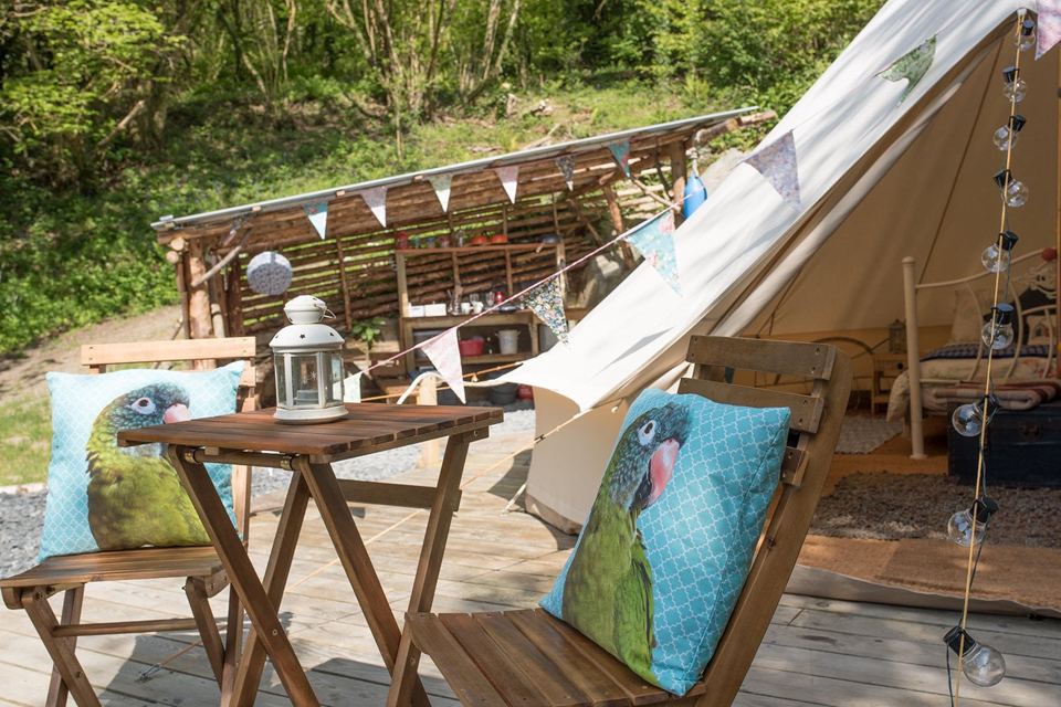 Bell tent veranda